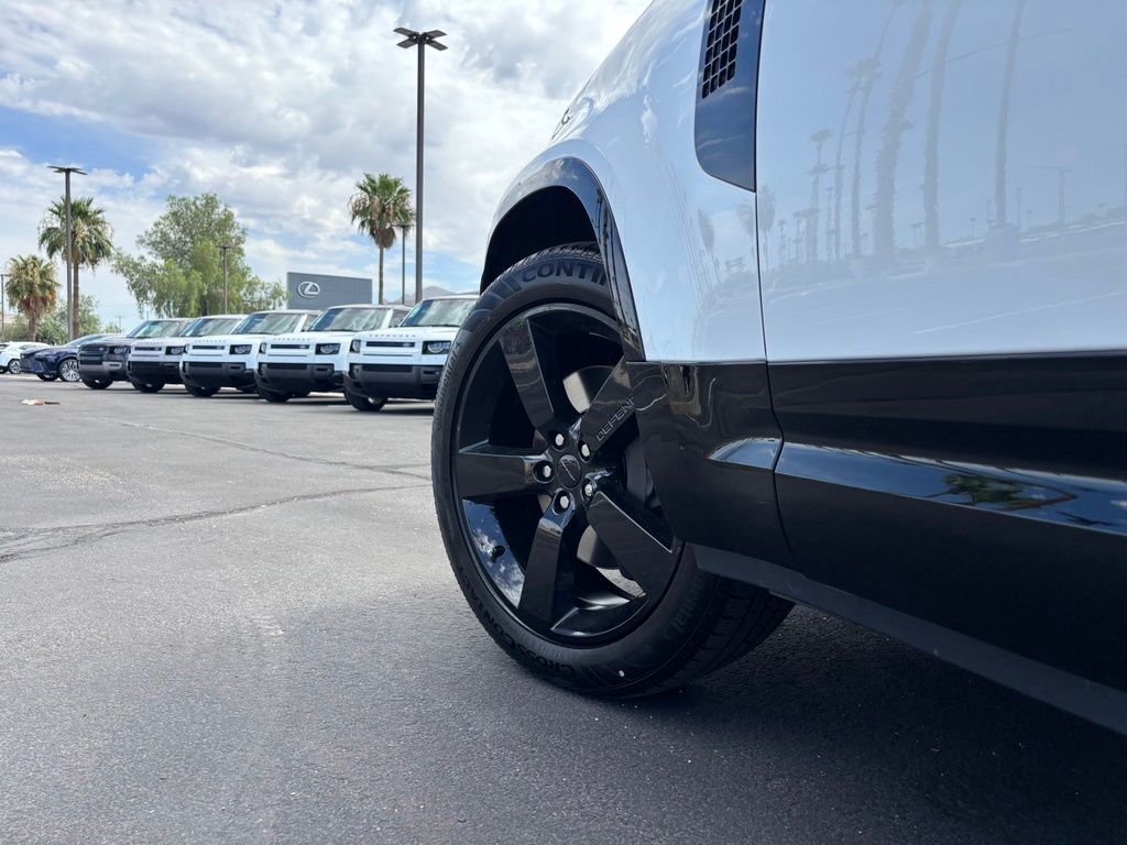 2026 Land Rover Defender 130 X-Dynamic SE Tucson AZ