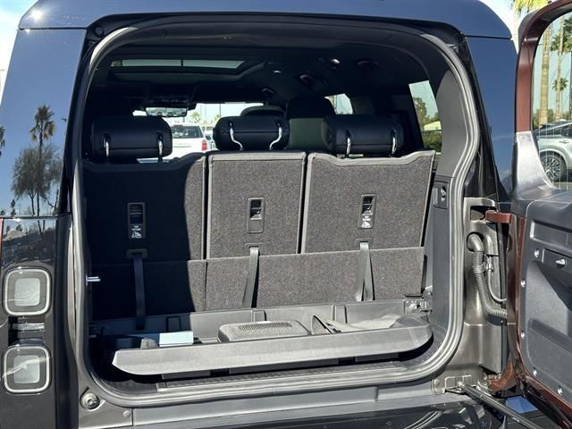 2026 Land Rover Defender 130 X-Dynamic SE Tucson AZ