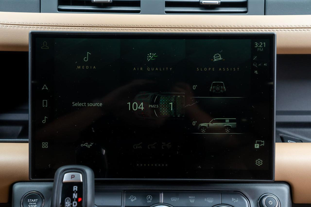 2026 Land Rover Defender 130 X-Dynamic SE Ventilated Seats Head Up Display Portland OR
