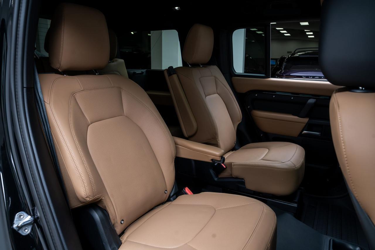 2026 Land Rover Defender 130 X-Dynamic SE Ventilated Seats Head Up Display Portland OR