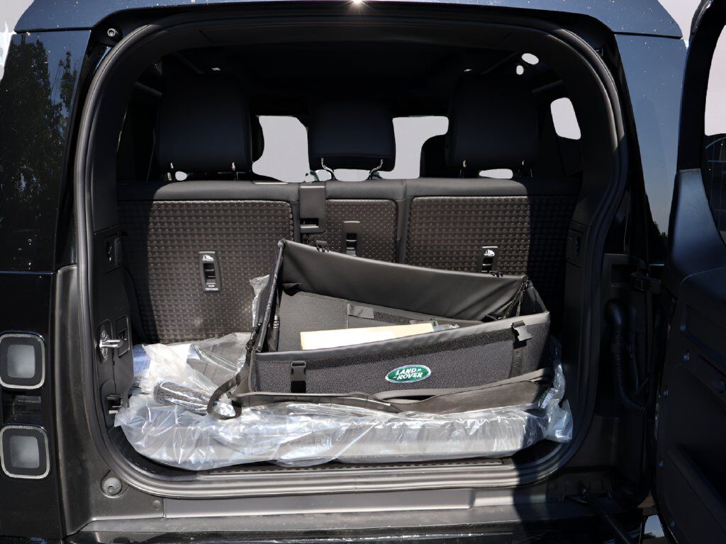 2026 Land Rover Defender 90 V8 San Clemente CA