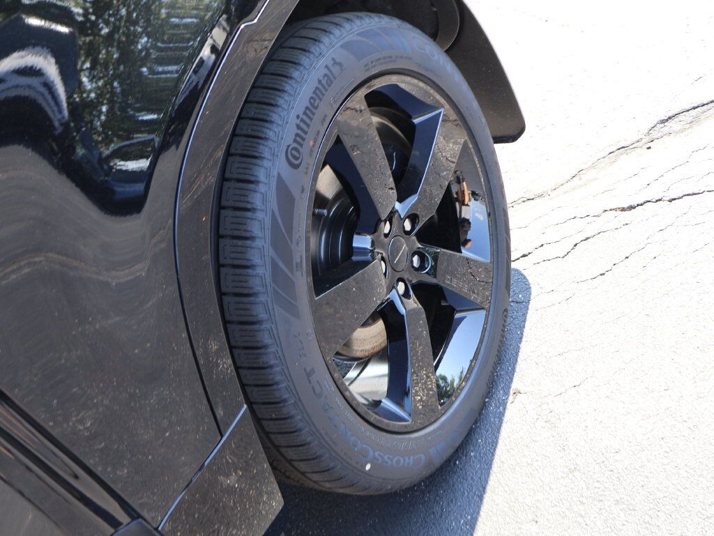2026 Land Rover Defender 90 V8 San Clemente CA