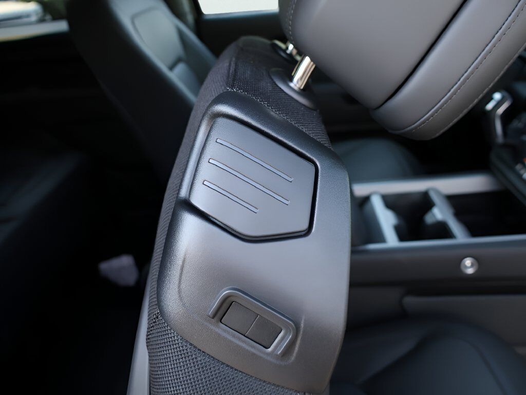 2026 Land Rover Defender 90 V8 San Clemente CA