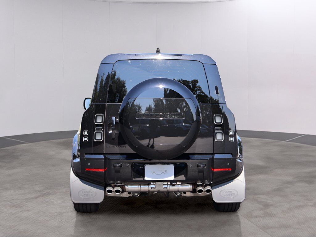 2026 Land Rover Defender 90 V8 San Clemente CA