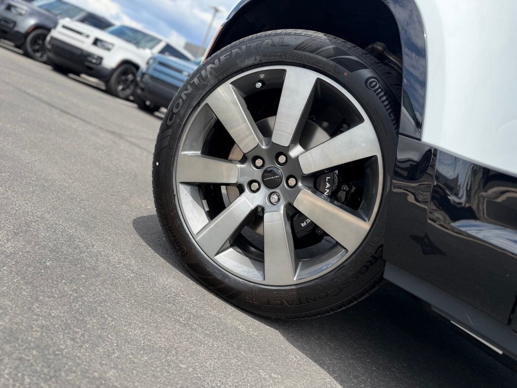 2026 Land Rover Defender 90 V8 Tucson AZ