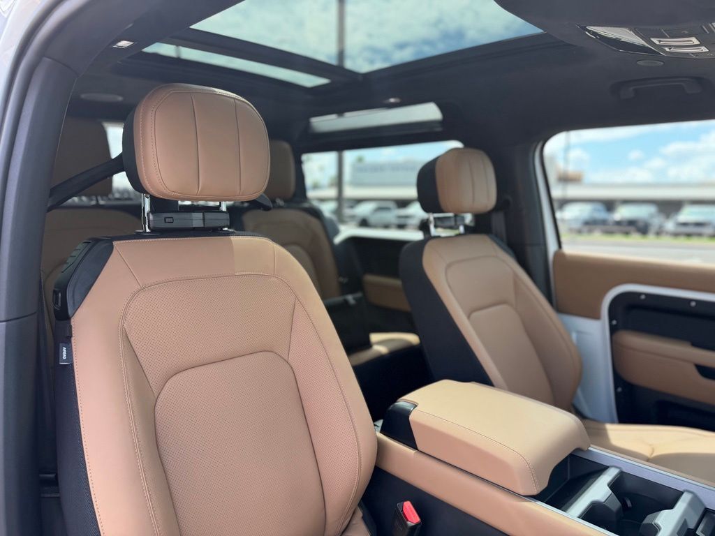 2026 Land Rover Defender 90 V8 Tucson AZ