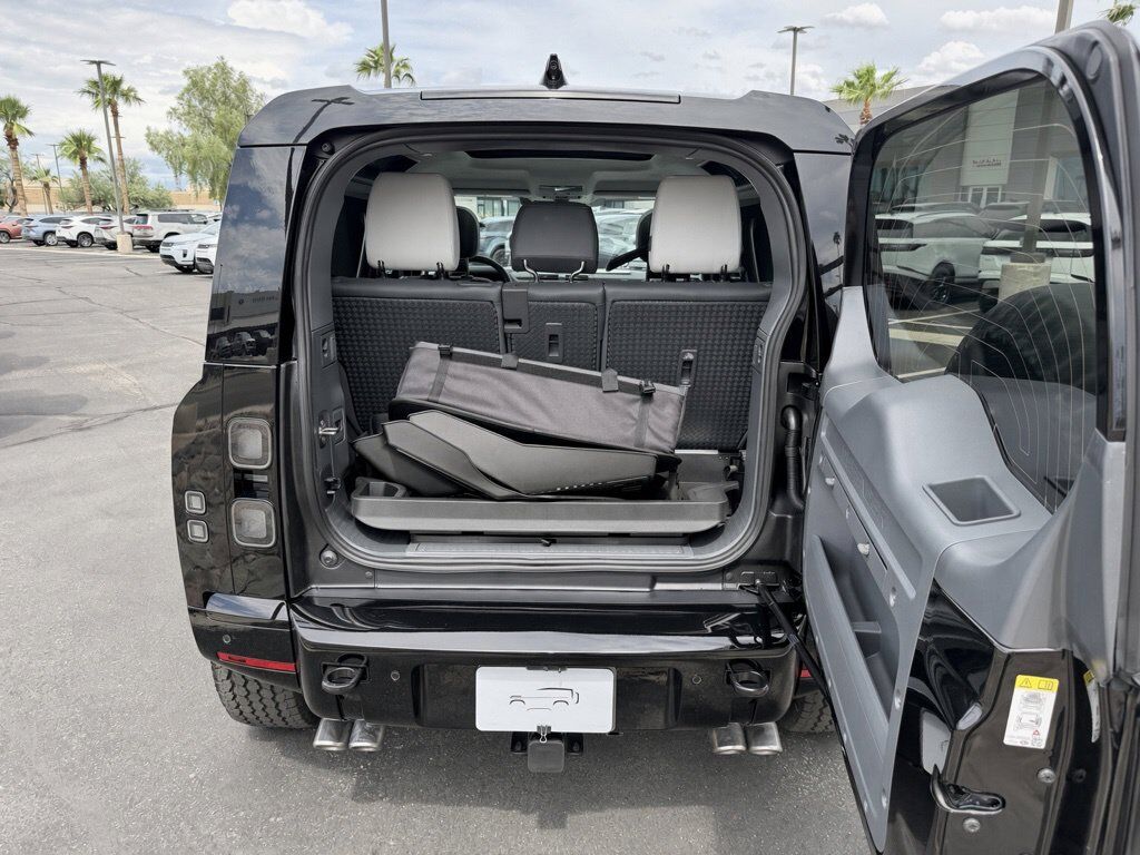 2026 Land Rover Defender 90 V8 Tucson AZ