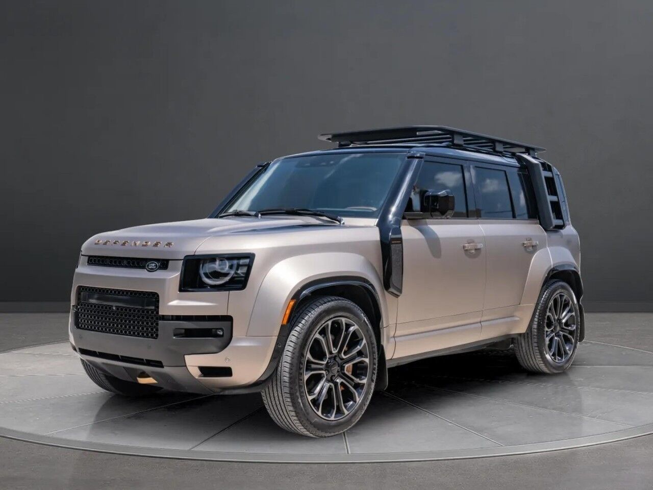 2026 Land Rover Defender OCTA