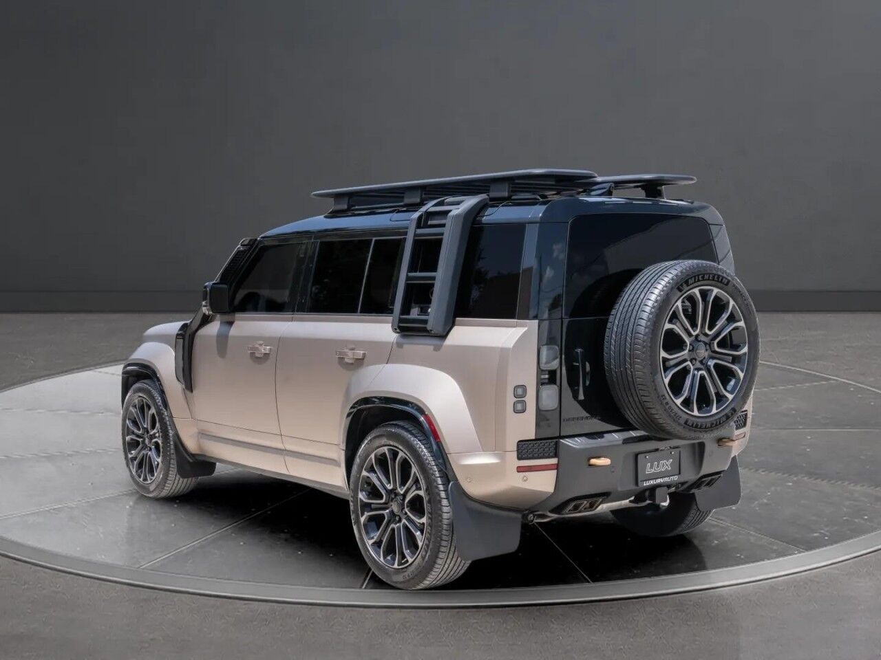 2026 Land Rover Defender OCTA San Antonio TX