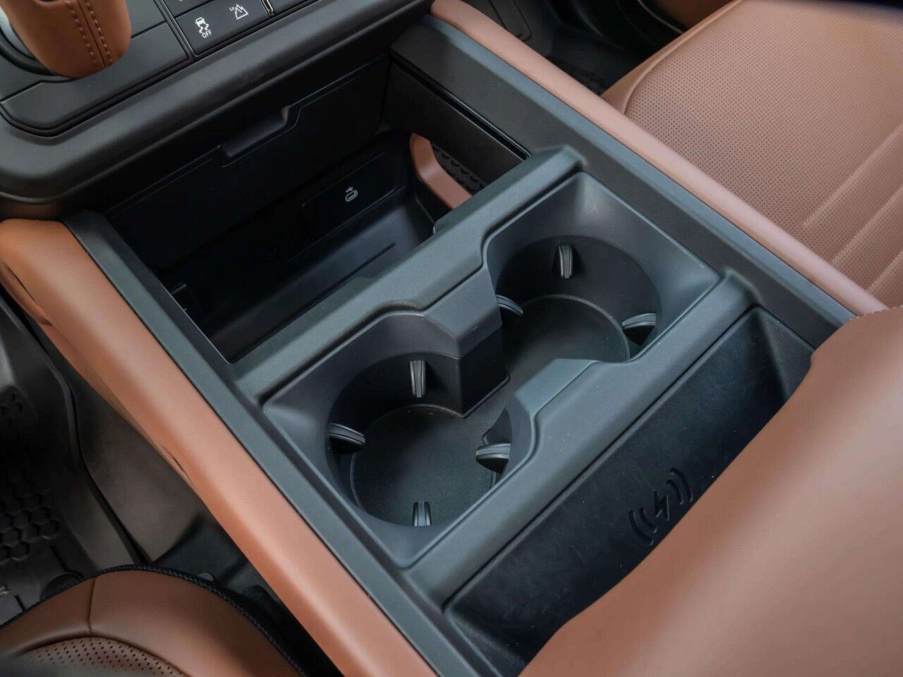 2026 Land Rover Defender OCTA San Antonio TX