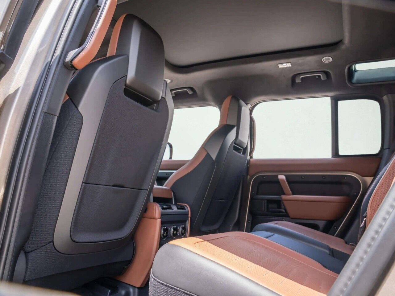 2026 Land Rover Defender OCTA San Antonio TX