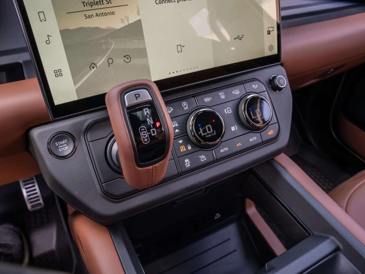 2026 Land Rover Defender OCTA San Antonio TX