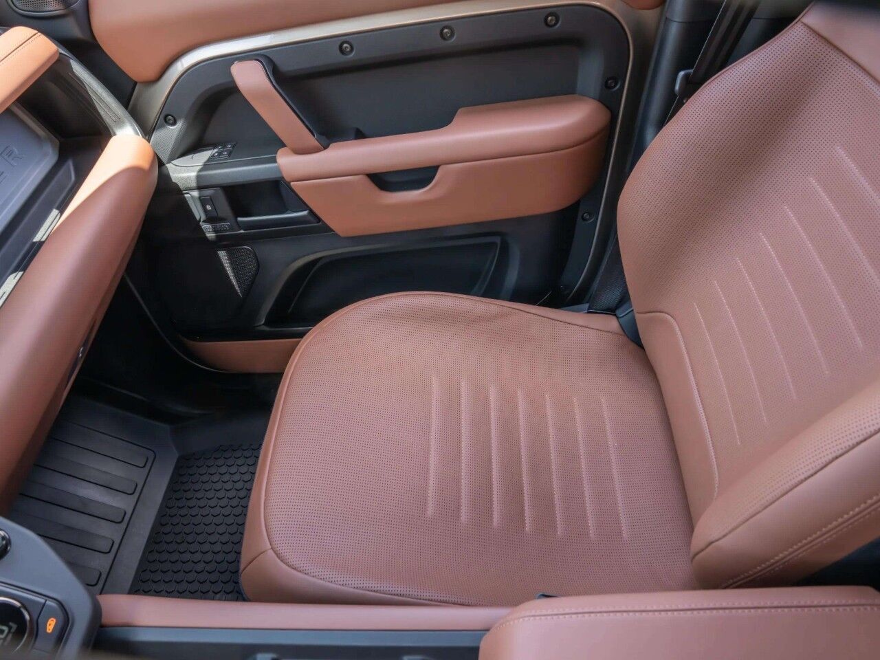 2026 Land Rover Defender OCTA San Antonio TX