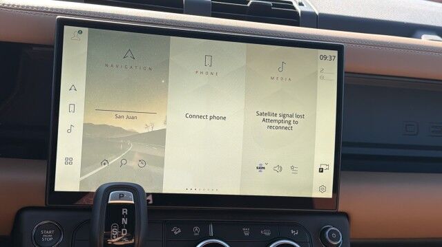 2026 Land Rover Defender X-Dynamic SE San Juan TX