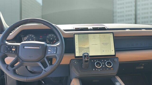 2026 Land Rover Defender X-Dynamic SE San Juan TX