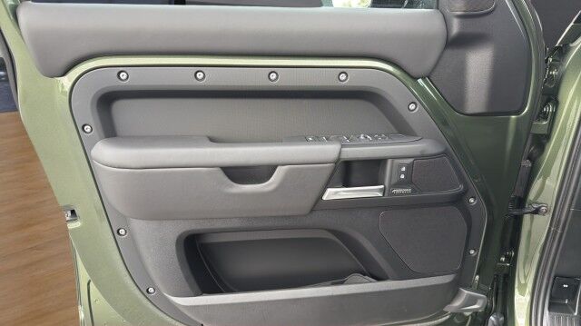 2026 Land Rover Defender X-Dynamic SE San Juan TX