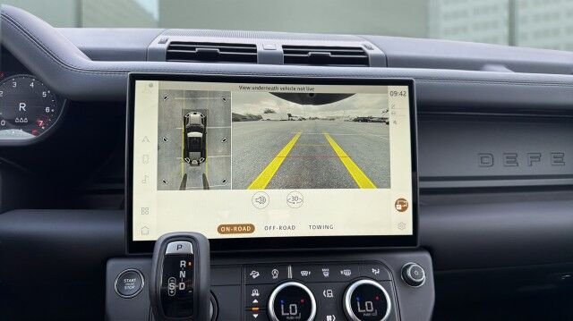 2026 Land Rover Defender X-Dynamic SE San Juan TX