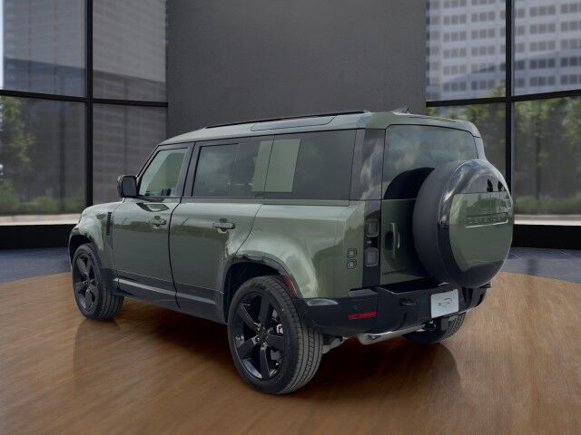 2026 Land Rover Defender X-Dynamic SE San Juan TX