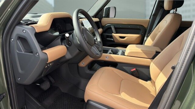 2026 Land Rover Defender X-Dynamic SE San Juan TX