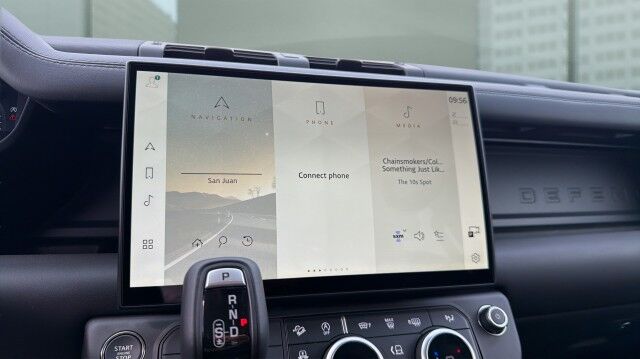 2026 Land Rover Defender X-Dynamic SE San Juan TX