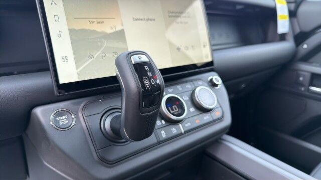 2026 Land Rover Defender X-Dynamic SE San Juan TX