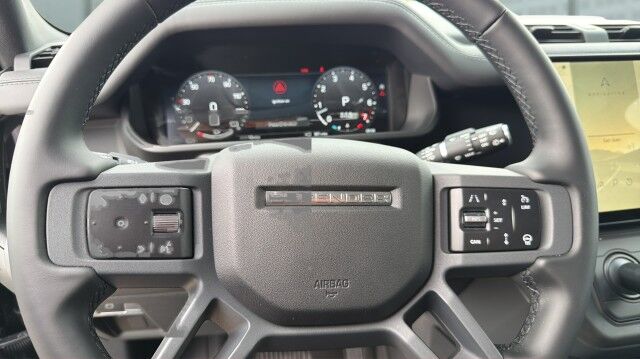 2026 Land Rover Defender X-Dynamic SE San Juan TX