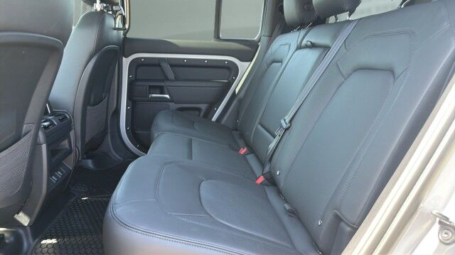 2026 Land Rover Defender X-Dynamic SE San Juan TX