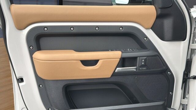 2026 Land Rover Defender X-Dynamic SE San Juan TX