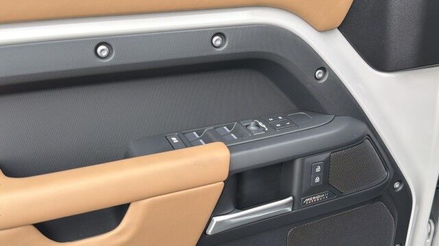 2026 Land Rover Defender X-Dynamic SE San Juan TX