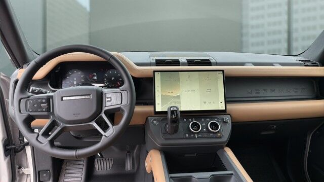 2026 Land Rover Defender X-Dynamic SE San Juan TX