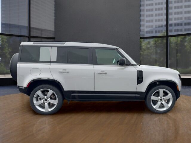 2026 Land Rover Defender X-Dynamic SE San Juan TX