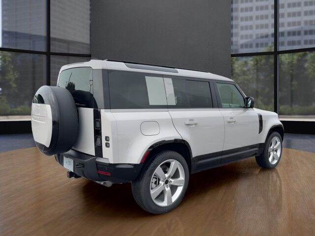 2026 Land Rover Defender X-Dynamic SE San Juan TX