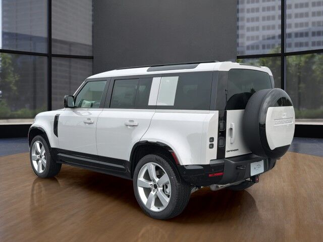 2026 Land Rover Defender X-Dynamic SE San Juan TX