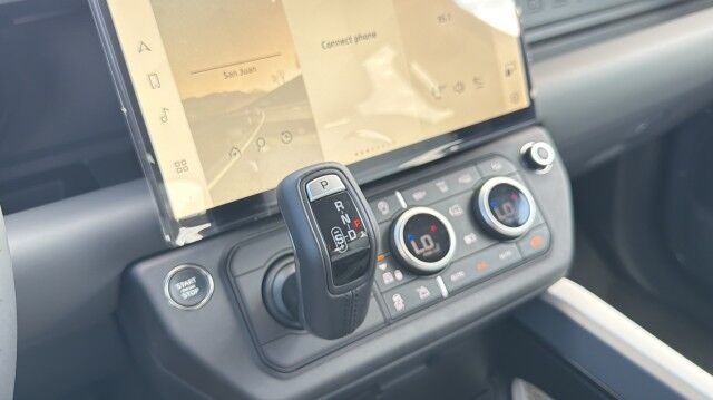 2026 Land Rover Defender X-Dynamic SE San Juan TX