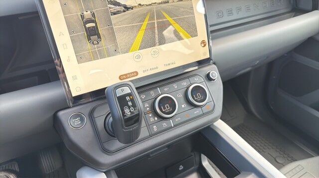 2026 Land Rover Defender X-Dynamic SE San Juan TX