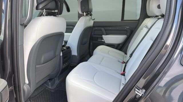 2026 Land Rover Defender X-Dynamic SE San Juan TX