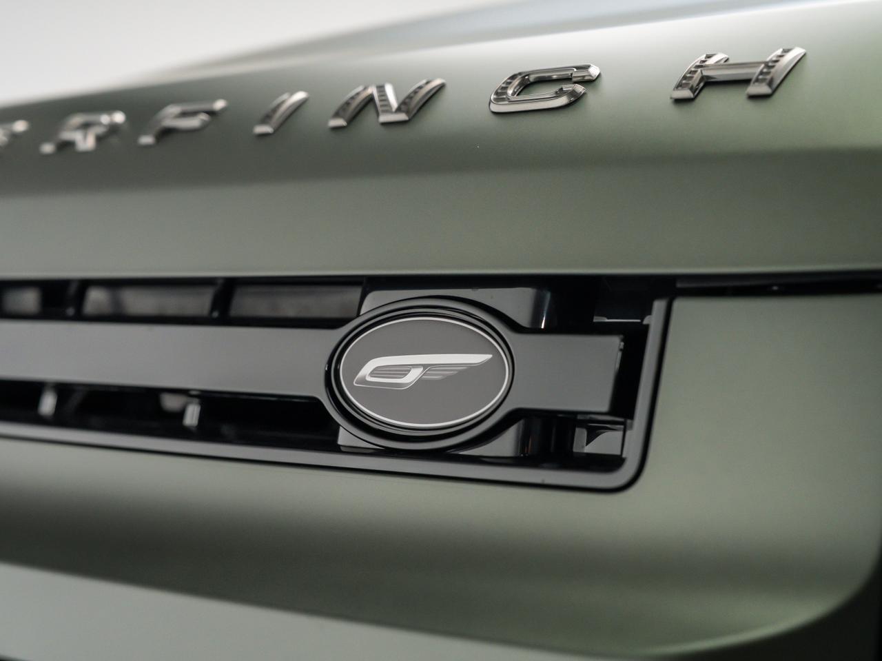 2026 Land Rover Defender X-Dynamic SE Van Nuys CA