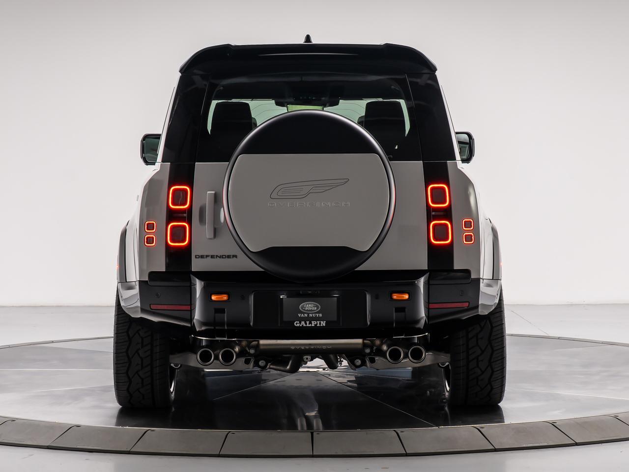 2026 Land Rover Defender X-Dynamic SE