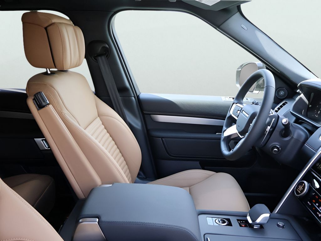 2026 Land Rover Discovery San Clemente CA