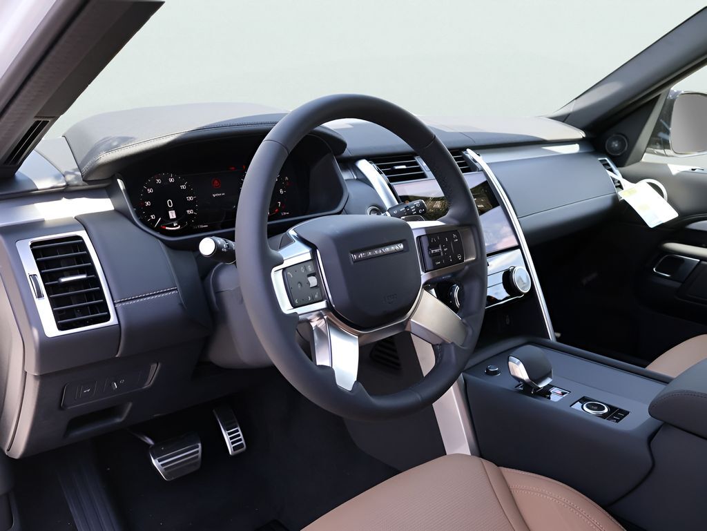2026 Land Rover Discovery San Clemente CA