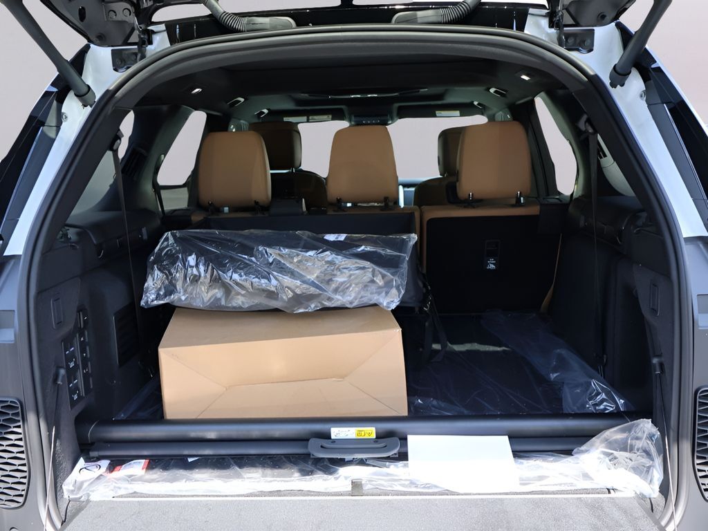 2026 Land Rover Discovery San Clemente CA