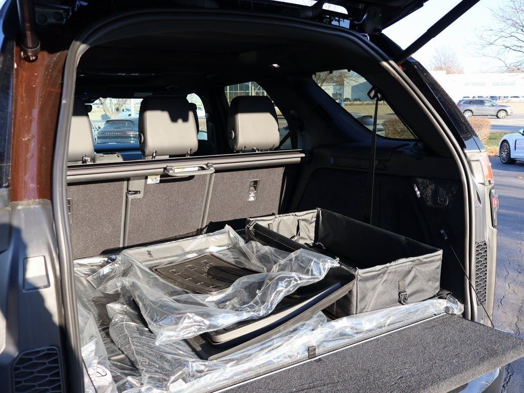 2026 Land Rover Discovery San Clemente CA