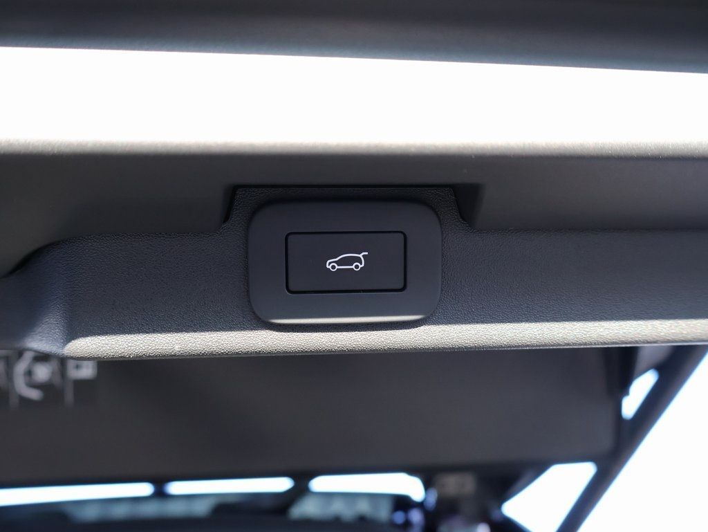 2026 Land Rover Discovery San Clemente CA