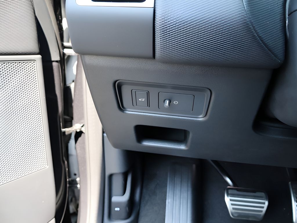 2026 Land Rover Discovery San Clemente CA