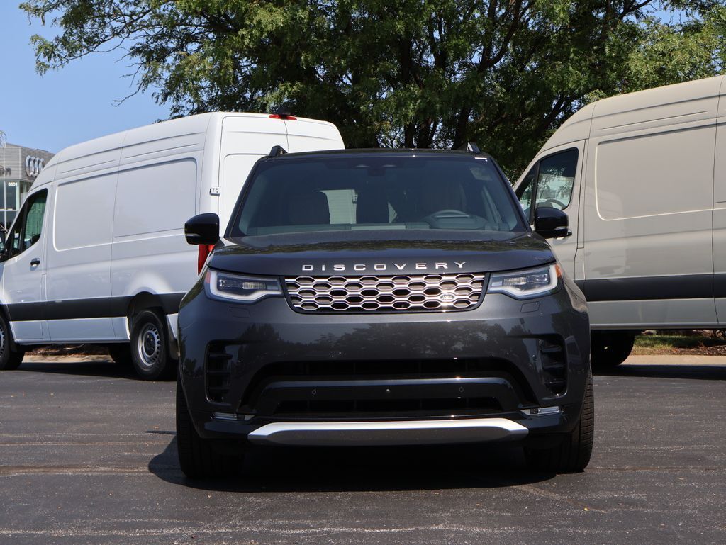 2026 Land Rover Discovery