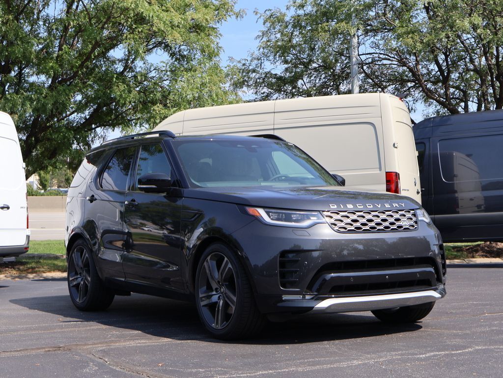 2026 Land Rover Discovery