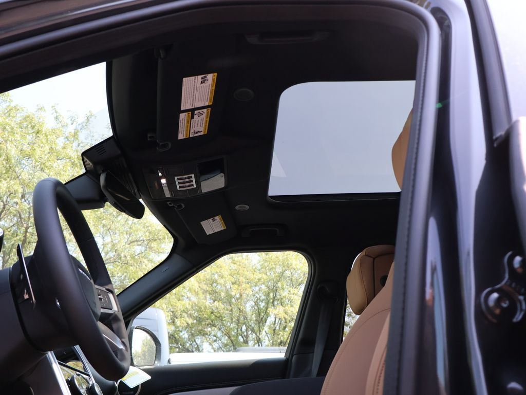 2026 Land Rover Discovery San Clemente CA