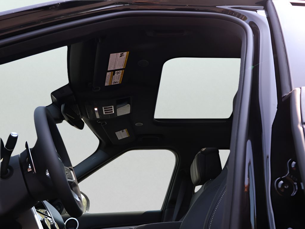 2026 Land Rover Discovery Dynamic SE San Clemente CA