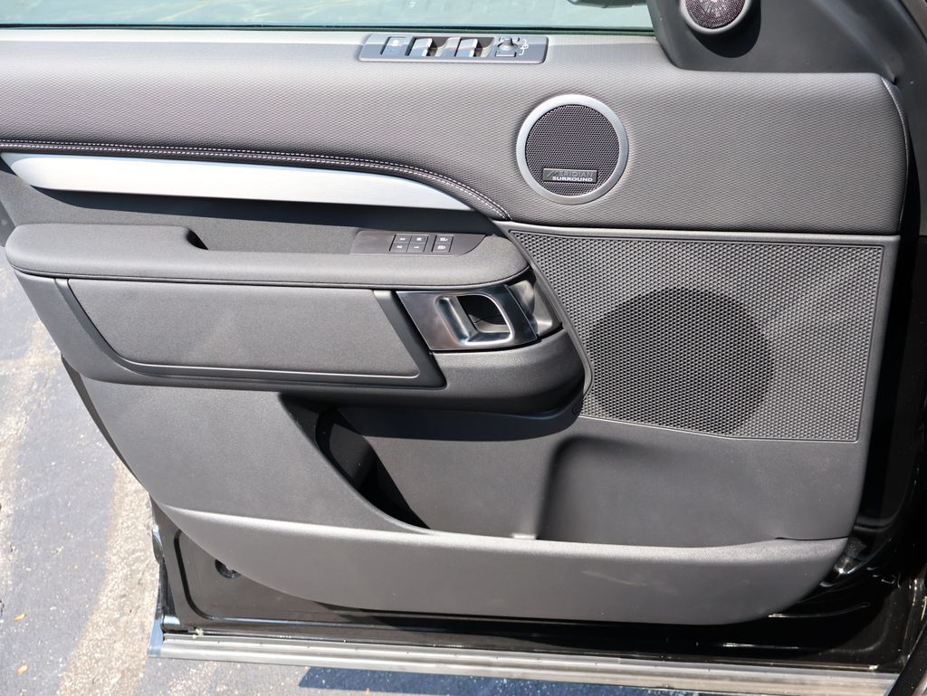 2026 Land Rover Discovery Dynamic SE San Clemente CA