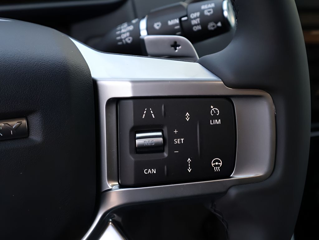 2026 Land Rover Discovery Dynamic SE San Clemente CA